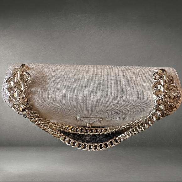 Henri Bendel Wallen Gold Shoulder 2 way Bag NWT - Picture 4 of 10